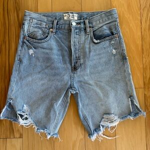 We The Free Surf’s Up Button Fly Distressed Denim Shorts size 24